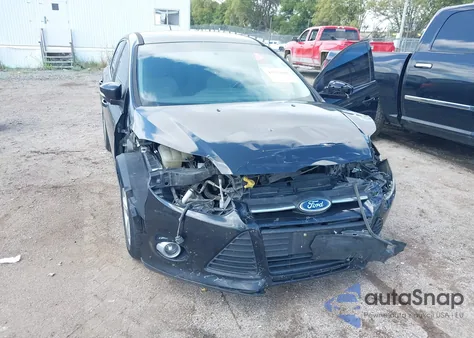 2014 Ford Focus Se из США, поврежденный, VIN 1FADP3K2XEL109977